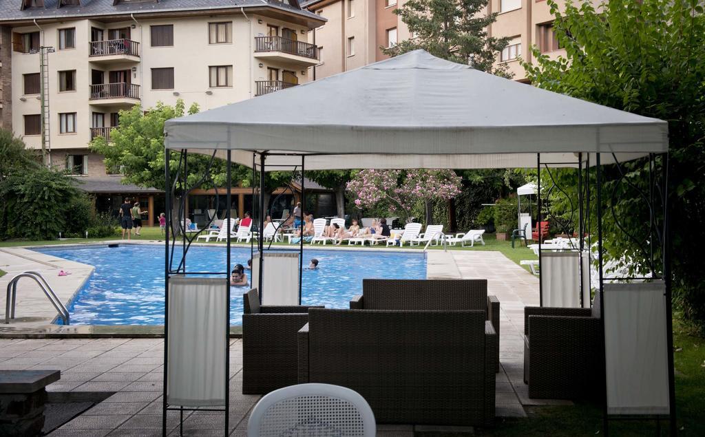 Hotel Restaurant Pessets & Spa Сорт Екстериор снимка